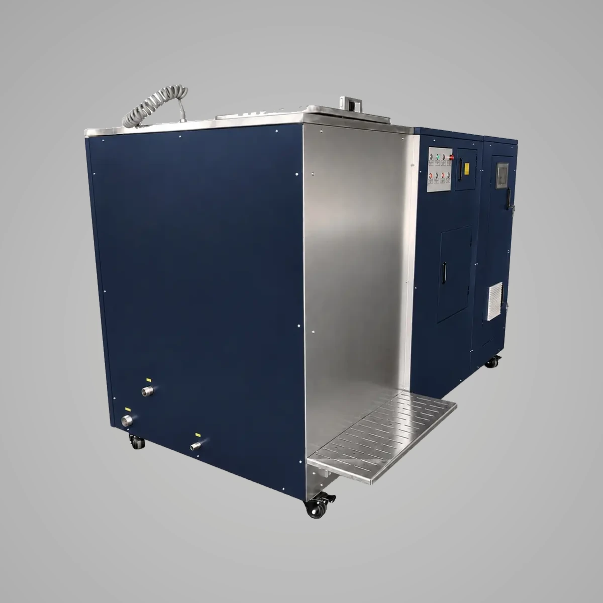 Wawli Commercial Composter, photographed against a grey studio background